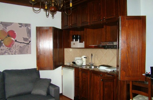 Queimada Apartment | One bedroom appartement with shared pool jacuzzi and furnished terrace at Armamar