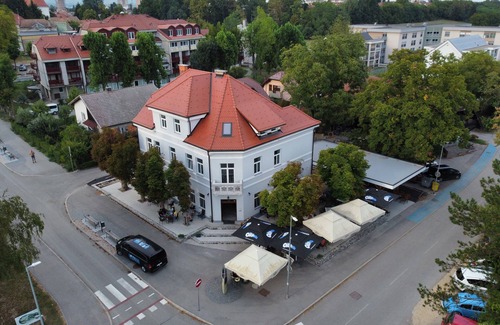 Brezice Apartment | One Bedroom Apt With Sofa Bed 2