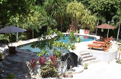 San Pedro Cottage | One Bedroom Beautiful Oceanfront Suite on Ambergris Caye