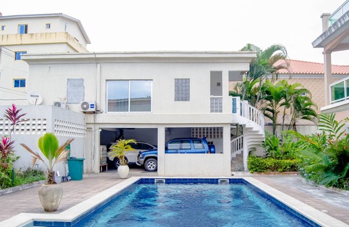 Pointe-Noire Apartment | ONE BEDROOM FLAT IN DOWNTOWN NEAR THE SEA