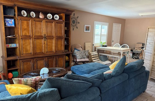 Lakeland Village House | One bedroom w/shared bathroom, WiFi & Amenities in Lake Elsinore Home