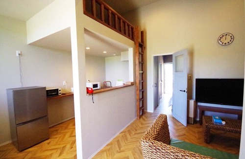 Shiraho House | One building is fully reserved!Accommodates up to 12 people!Free for children!