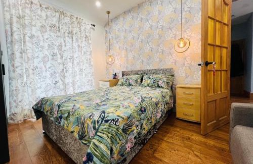 Spital House | ONE DOUBLE ROOM AND ONE SPACIOUS ATTIC ROOM IN SHARED HOUSE, FREE WIFI, FREE PARKING, AMAZING view