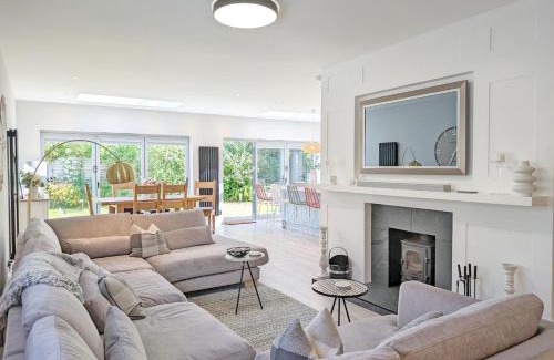 West Wittering House | One Elms Way - Sleeps 8 - West Wittering
