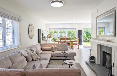 West Wittering House | One Elms Way - Sleeps 8 - West Wittering