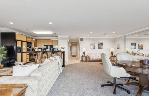 Fort Worth Apartment | ONE-in-a-LifeTime SPEEDway Experience Pool Access
