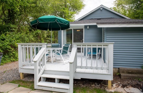 Narragansett House | One level home, beautifully renovated home one mile to beach