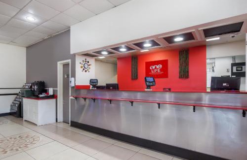Evansville Hotel | ONE LIFE STUDIOS
