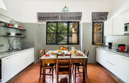 Arcetri Villa | ONE MILE FROM HEART OF HISTORIC FLORENCE, STUNNING 5BD-5BA VILLA W/HEATED POOL!