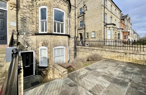 Acomb Apartment | One Moorgate view free on street parking