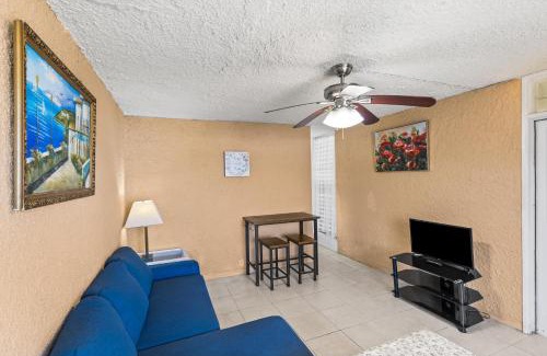 La Grande Princesse Apartment | One Nice Caribbean View condo