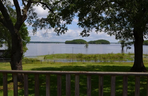 Karnack House | One-of-a-Kind Caddo Lake Retreat with Spectacular Waterfront Views