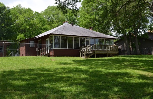 Karnack House | One-of-a-Kind Caddo Lake Retreat with Spectacular Waterfront Views