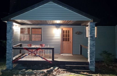 Jones Mills Cabin | One of a kind, private, beautiful rustic cabin in the Laurel Highlands