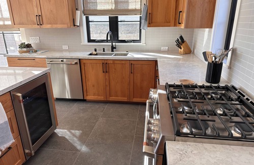 Concord Cottage | One-of-a kind wine country style in law unit, bright open sanctuary getaway
