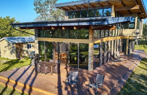 Shoal Lake House | One of Kind LakeFront Cottage Home With Gorgeous Lake Views, Huge Deck
