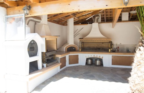 Anavyssos House | One of the biggest Villas Near Athens Greece 40% off January 1 to May 15