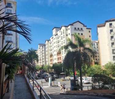 Pasay Apartment | One Palm Tree Villas