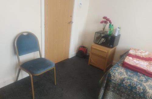 Cannock House | One separate bedroom For Gents Only No Drinks alcohol at all