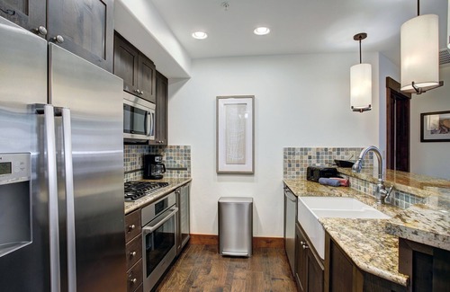 Peak 8 Condo | One Ski Hill- Ski in & Out Luxury Condo - Sauna, Pool, Gym, Bowling, Theater