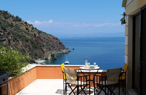Livadi House | One step from the sea and the mountain.