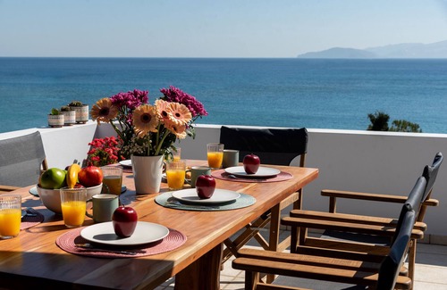 Ammoudara Apartment | One step from the beach with breathtaking sea view and free parking