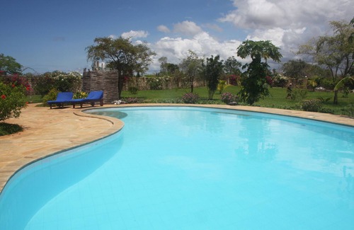 Diani Beach Villa | oneiric villa at the Indian Ocean with private pool and personal