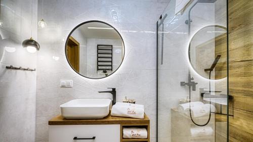 Swieradow-Zdroj Apartment | OnHoliday Apartamenty Premium przy Gondoli ze strefą Wellness & Family, ul Strumykowa 7