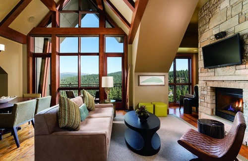 Truckee Condo | ONLY 10/6-11 - Ritz Carlton 3-bedroom condo Tahoe with AC, fitness room, WiFi