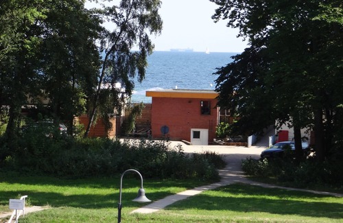 Kellenhusen Apartment | only 100 m to the beach bright and friendly apartment, balcony with side sea view