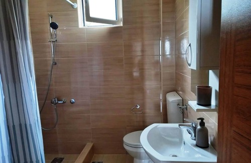 Bar Apartment | Only 5 minutes from the beach by feet.