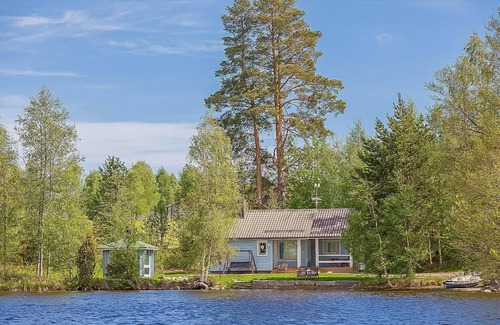Pertunmaa House | Onnimökki by Interhome