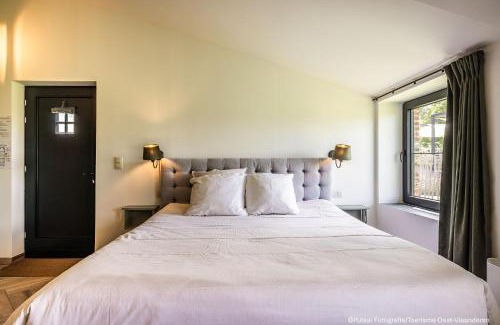 Oudenaarde House | Op 't Roth 12 ruime sfeervolle vakantiewoning in 't groen