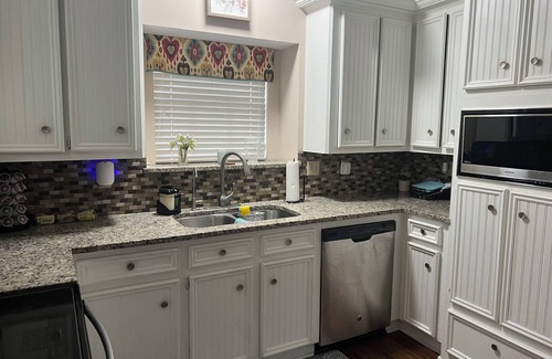 Kingwood House | Open, Comfortable Kingwood Home Family Friendly With Pool MUST SEE