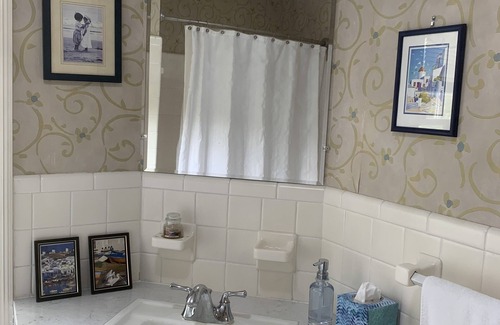 High Point House | Open concept close to downtown