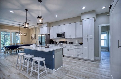 North Port House | Open Concept home with Heated Pool in peaceful North Portn3 Bdrm, 4 Bath + Den