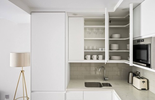Bishop's Apartment | Open plan Waterloo, 2BR, New build, terrace, by Blueground