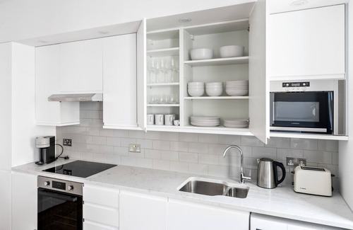 Bishop's Apartment | Open plan Waterloo, 2BR, New build, terrace, by Blueground