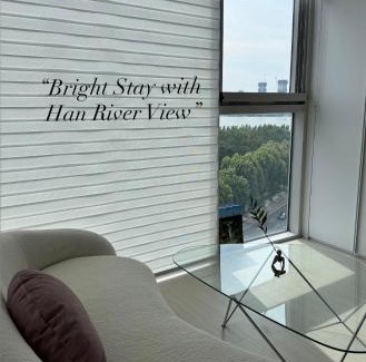 Hapjeong-dong Apartment | OPENㅡHongdae, Hapjeong Station 1 minute, Luxury hotel style, Panorama Han River View 6 people, 2Room, 3Q bed