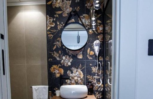 Province of Messina House | OPERAPRIMASUITE in the center - Luxury Suite