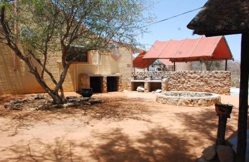 Kamanjab Cabin | Oppi-Koppi Rest Camp
