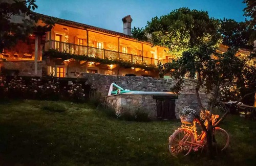 Sezana Villa | Opulent Villa with Sauna in the Heart of Karst