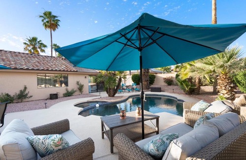 Paradise Valley Village House | Oraibi Oasis-A Phoenix Paradise- Pool, Spa, Putting Green, EV Charger