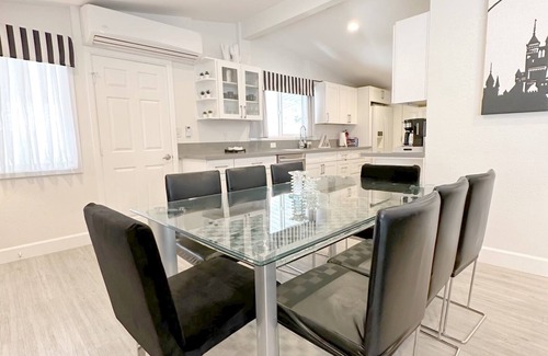 Southwest Anaheim House | Orange County home with backyard, sleep 10, minutes away from theme parks