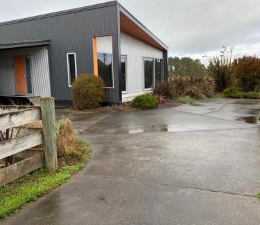 Ohakune House | Orange Flavour