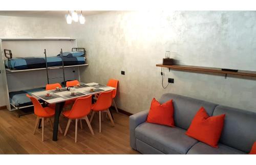 Cervinia Apartment | Orange Fox Cervinia apartment Vda Vacanze in Vetta CIR 0185