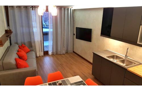 Cervinia Apartment | Orange Fox Cervinia apartment Vda Vacanze in Vetta CIR 0185
