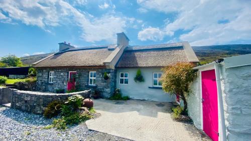 Ballyvaughan House | Oranuisce Thatch Cottage Ballyvaughan