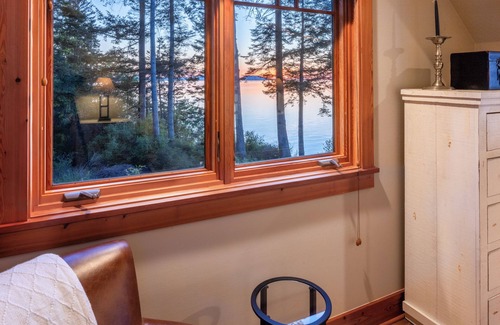 Eastsound House | Orcas Waterfront Custom Home, 180 Degree Summer Sunset & Sunrise, Sleeps 12