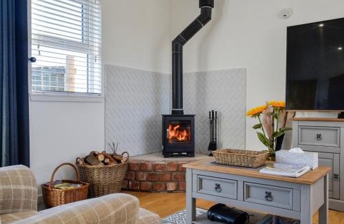 Laurencekirk House | Orchard Chalet